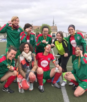 Ni Piter - uniforme 1